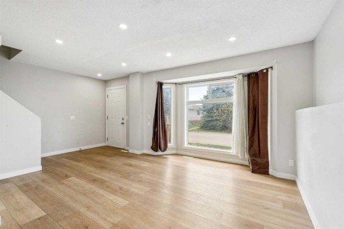 367 Martinbrook Place Ne, Calgary, AB - Indoor Photo Showing Other Room