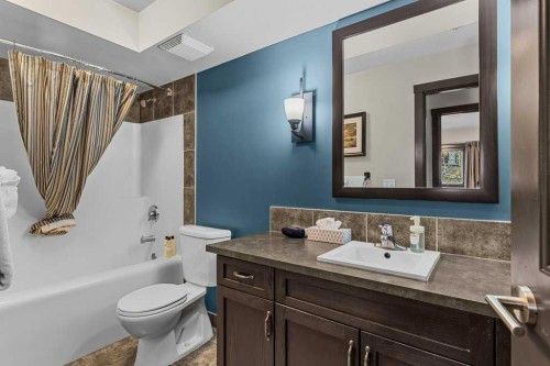 2109-250 2Nd Avenue, Dead Man'S Flats, AB - Indoor Photo Showing Bathroom