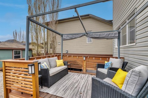 250 Prestwick Close Se, Calgary, AB - Outdoor With Deck Patio Veranda With Exterior