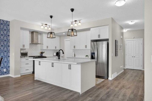 377 Masters Avenue Se, Calgary, AB - Indoor Photo Showing Kitchen With Stainless Steel Kitchen With Upgraded Kitchen