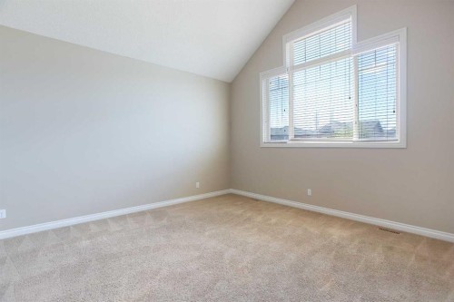606 Montgomery Close Se, High River, AB - Indoor Photo Showing Other Room