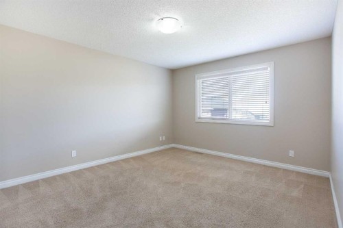 606 Montgomery Close Se, High River, AB - Indoor Photo Showing Other Room