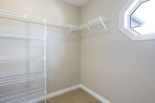 606 Montgomery Close Se, High River, AB - Indoor With Storage