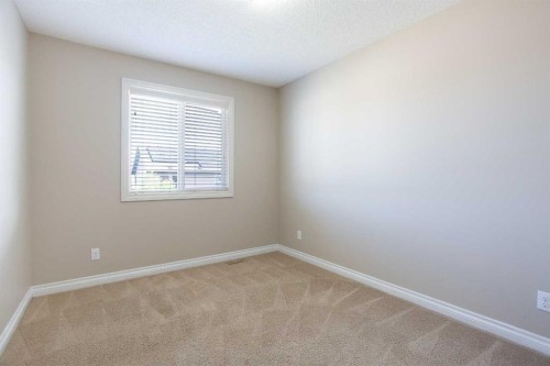 606 Montgomery Close Se, High River, AB - Indoor Photo Showing Other Room