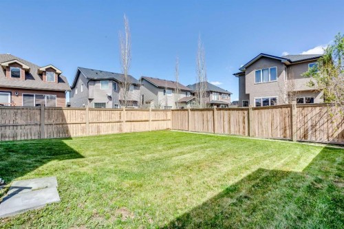 606 Montgomery Close Se, High River, AB - Outdoor