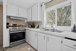 328-6220 17 Avenue  Calgary, AB T2A 7H4