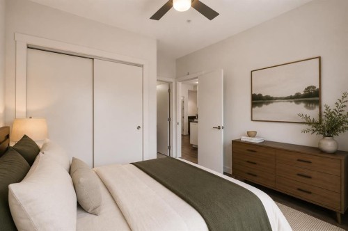 208-811 5 Street Ne, Calgary, AB - Indoor Photo Showing Bedroom
