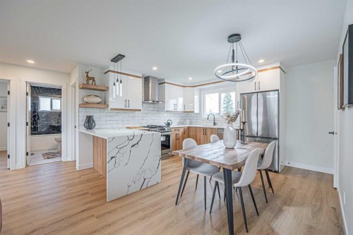 176 Huntchester Crescent Ne, Calgary, AB - Indoor