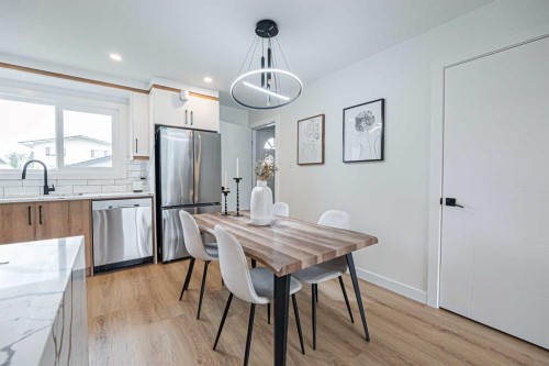 176 Huntchester Crescent Ne, Calgary, AB - Indoor
