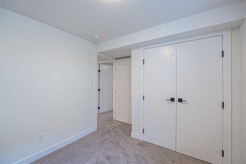 176 Huntchester Crescent Ne, Calgary, AB - Indoor Photo Showing Other Room