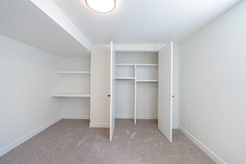 176 Huntchester Crescent Ne, Calgary, AB - Indoor