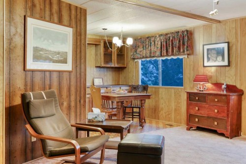 603 Alberta Avenue, Carmangay, AB - Indoor