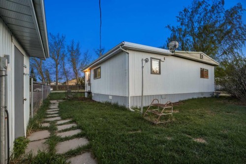 603 Alberta Avenue, Carmangay, AB - Outdoor With Exterior
