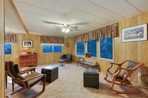 603 Alberta Avenue, Carmangay, AB - Indoor
