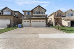 249 Kinniburgh Boulevard  Chestermere, AB T1X 0R7