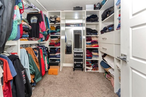 249 Kinniburgh Boulevard, Chestermere, AB - Indoor With Storage