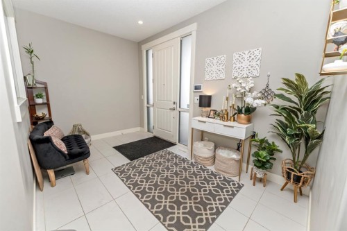 249 Kinniburgh Boulevard, Chestermere, AB - Indoor Photo Showing Other Room