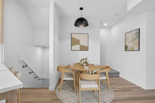 4907 Bowness Road Nw, Calgary, AB - Indoor Photo Showing Other Room