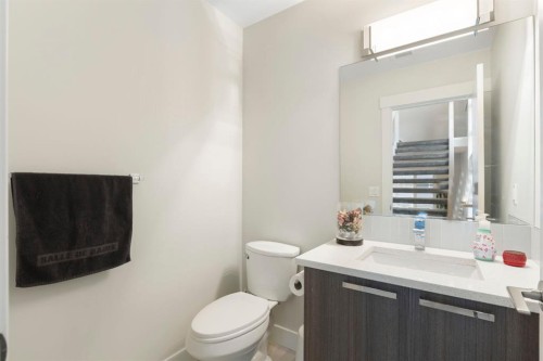 1810 43 Street Nw, Calgary, AB 