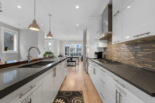 1709 27 Street Sw, Calgary, AB 