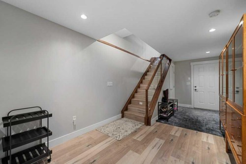 1709 27 Street Sw, Calgary, AB 