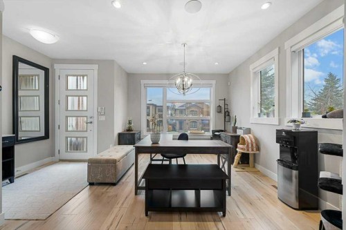 1709 27 Street Sw, Calgary, AB 