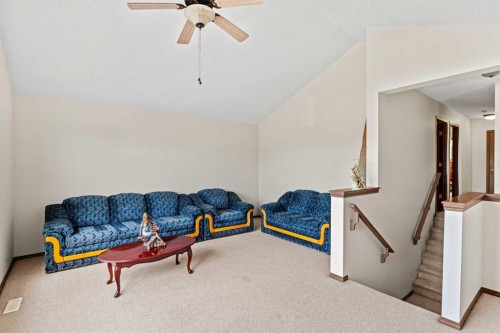 90 New Brighton Manor Se, Calgary, AB - Indoor