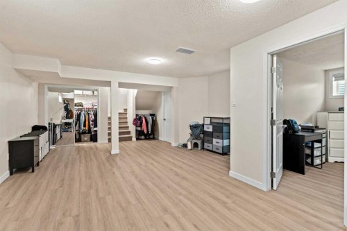 90 New Brighton Manor Se, Calgary, AB - Indoor