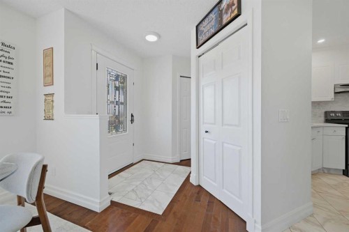 55 Ross Place, Crossfield, AB - Indoor