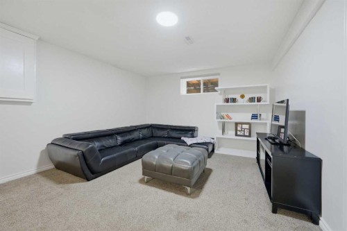 55 Ross Place, Crossfield, AB - Indoor