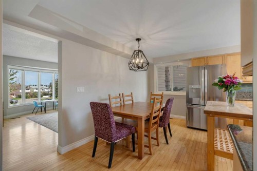 34 Ranch Glen Drive Nw, Calgary, AB - Indoor Photo Showing Dining Room