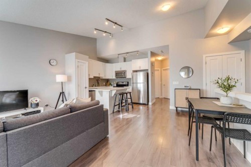 165 Evanscrest Gardens Nw, Calgary, AB - Indoor