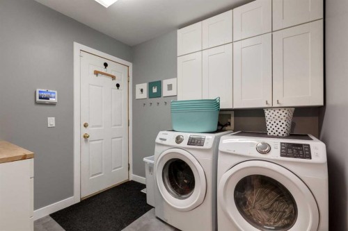 83 Citadel Meadow Grove Nw, Calgary, AB - Indoor Photo Showing Laundry Room