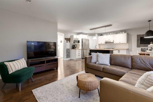 83 Citadel Meadow Grove Nw, Calgary, AB - Indoor Photo Showing Living Room