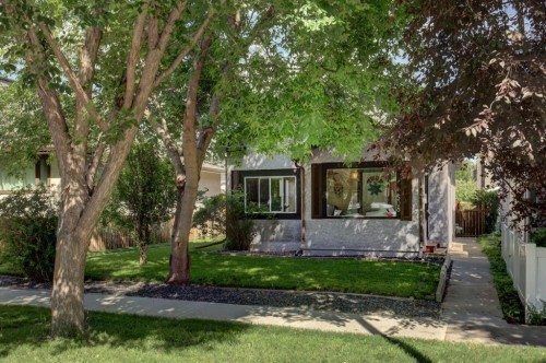 508 9 Street Ne, Calgary, AB - Outdoor