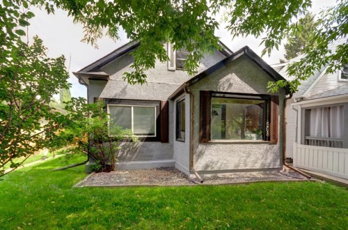 508 9 Street Ne, Calgary, AB - Outdoor