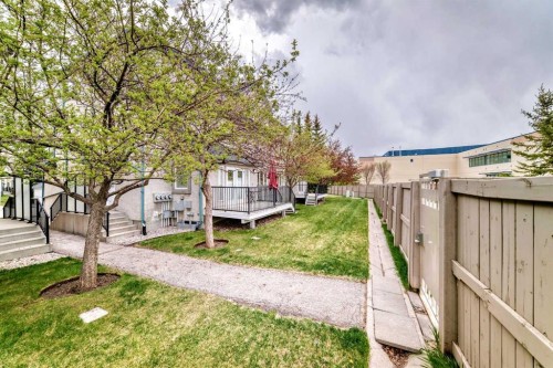 156 Simcoe Place Sw, Calgary, AB - Outdoor