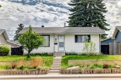 1308 Pensacola Way SE Calgary, AB T2A 2H2