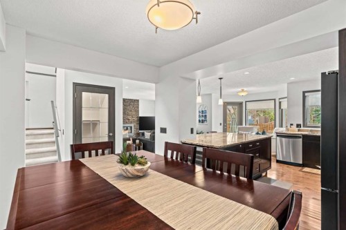 186 Mt Assiniboine Circle Se, Calgary, AB - Indoor Photo Showing Dining Room