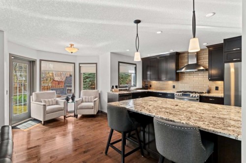 186 Mt Assiniboine Circle Se, Calgary, AB - Indoor Photo Showing Kitchen With Upgraded Kitchen