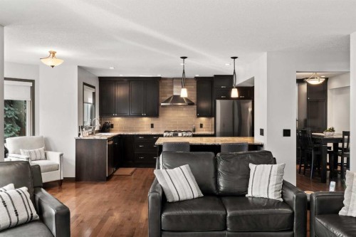 186 Mt Assiniboine Circle Se, Calgary, AB - Indoor Photo Showing Other Room