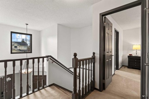 186 Mt Assiniboine Circle Se, Calgary, AB - Indoor Photo Showing Other Room