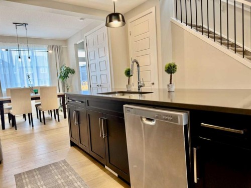 399 Sora Boulevard Se, Calgary, AB - Indoor