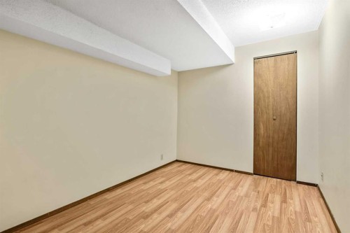 27 Aberdare Crescent Ne, Calgary, AB - Indoor Photo Showing Other Room