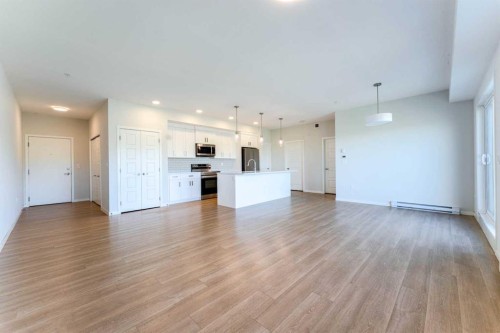 2410-42 Cranbrook Gardens Se, Calgary, AB - Indoor Photo Showing Other Room
