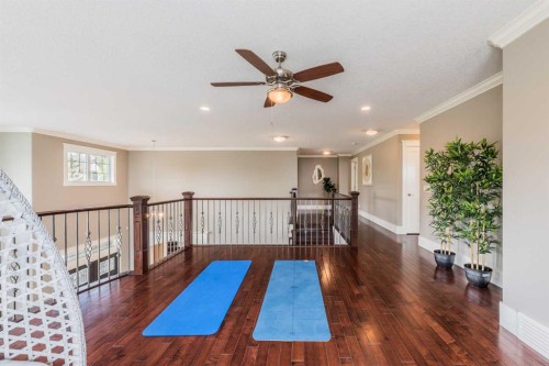 5615 19 Street Sw, Calgary, AB - Indoor Photo Showing Other Room