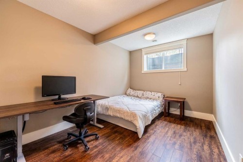 5615 19 Street Sw, Calgary, AB - Indoor