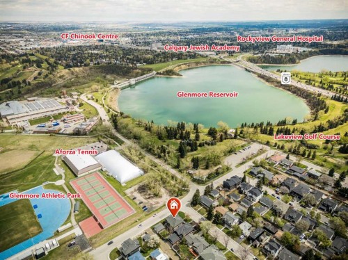 5615 19 Street Sw, Calgary, AB - Outdoor With View