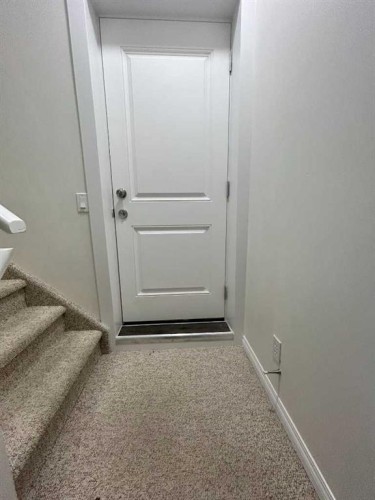 79 Saddlebrook Way Ne, Calgary, AB - Indoor Photo Showing Other Room
