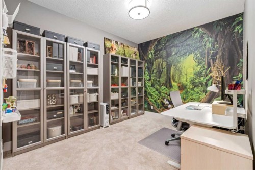 21 Rockford Road Nw, Calgary, AB - Indoor Photo Showing Office